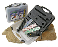 DMT ALIGNER PRO KNIFE SHARPENING KIT IN PLASTIC CASE