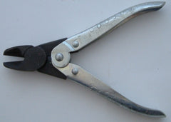 SIDE CUTTERS FOR SEALING WIRE