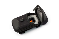 T-REIGN PRO CASE MEDIUM BLACK WITH RETRACTABLE TETHER